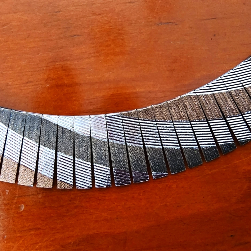 Vintage Sterling 925 tricolor necklace. Bought from Gilbert Ortega in Arizona - Picture 6 of 11